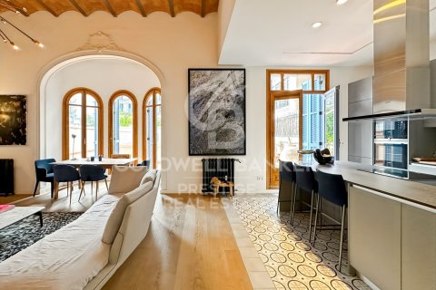 Apartamento en venta en Barcelona, España 3 dormitorios, 568 m2 No. 157502 - foto 3