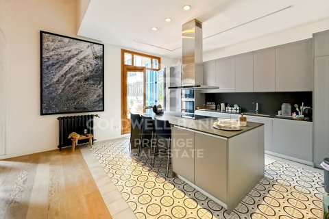 Apartamento en venta en Barcelona, España 3 dormitorios, 568 m2 No. 157502 - foto 5