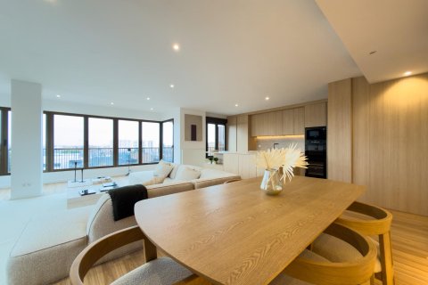 Apartment à vendre à Madrid, Espagne, 3 chambres, 192 m2 No. 165824 - photo 18