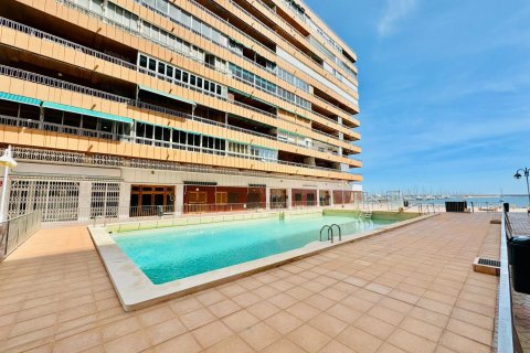 Apartamento en venta en Torrevieja, Alicante, España 94 m2 No. 165828 - foto 3