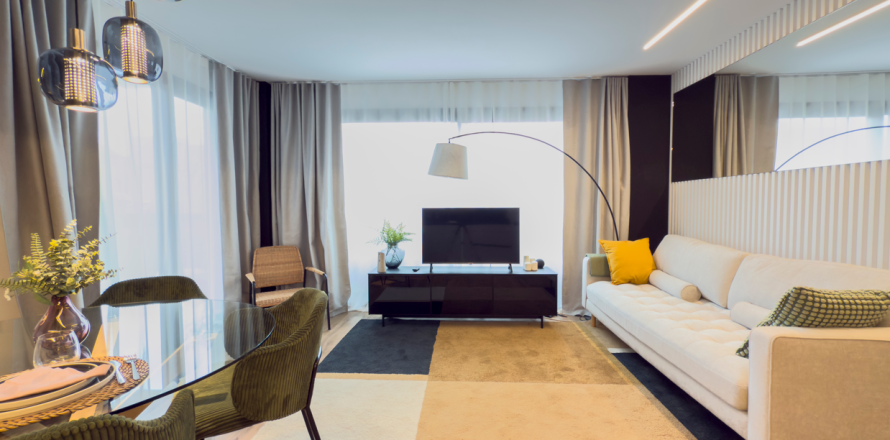 Dzīvoklis Cerdanyola Del Valles, Barcelona, Spānijā 3 istabas, Nr. 141334