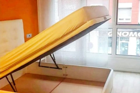 Apartament w Oviedo, Asturias, Hiszpania 1 sypialnia, 55 mkw. nr 172964 – zdjęcie 15