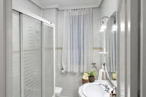 Dzīvoklis pārdošanā Madrid, Spānijā 3 istabas, 97 m2 Nr. 172961 - attēls 15