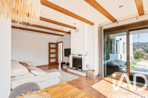 Apartamento en venta en La Bisbal Del Penedes, Tarragona, España 3 dormitorios, 158 m2 No. 172960 - foto 13