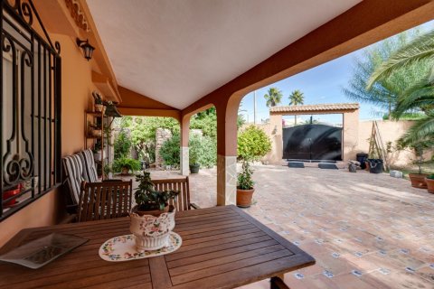 Villa till salu Torrevieja, Alicante, Spanien 5 sovrum, 568 kvm. Nr. 139507 - foto 6
