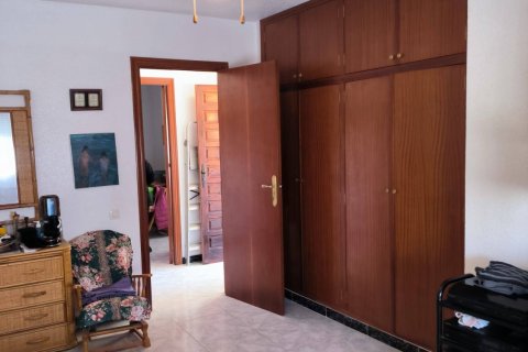 Casa adosada en venta Cabo Roig, Alicante, España 7 dormitorios, 200 m2 No. 139508 - foto 27