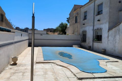 Casa adosada en venta Cabo Roig, Alicante, España 7 dormitorios, 200 m2 No. 139508 - foto 10
