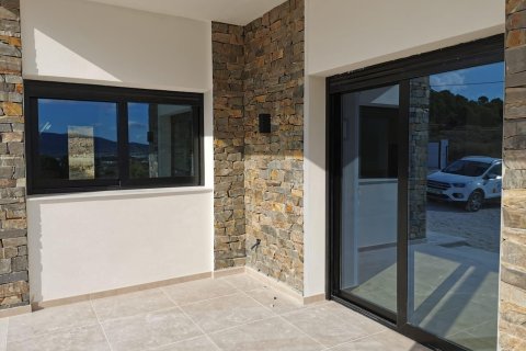 Villa till salu Pinoso, Alicante, Spanien 3 sovrum, 170 kvm. Nr. 139504 - foto 14