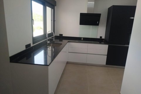 Villa till salu Pinoso, Alicante, Spanien 3 sovrum, 170 kvm. Nr. 139504 - foto 15