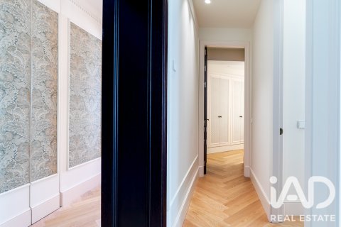 Продажа квартиры в Мадрид, Испания 3 спальни, 182м2 №188073 - фото 11