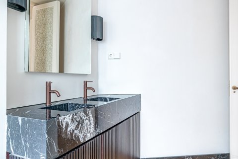 Продажа квартиры в Мадрид, Испания 3 спальни, 182м2 №188073 - фото 25