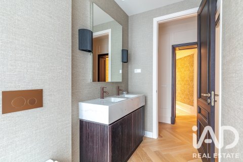 Продажа квартиры в Мадрид, Испания 3 спальни, 182м2 №188073 - фото 17