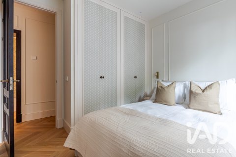 Продажа квартиры в Мадрид, Испания 3 спальни, 182м2 №188073 - фото 22