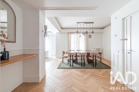 Продажа квартиры в Мадрид, Испания 5 спален, 287м2 №188075 - фото 7