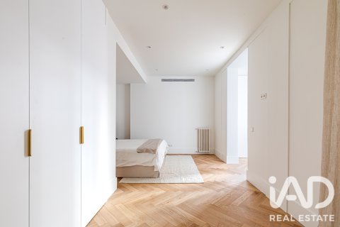 Продажа квартиры в Мадрид, Испания 5 спален, 287м2 №188075 - фото 14