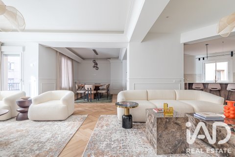 Продажа квартиры в Мадрид, Испания 5 спален, 287м2 №188075 - фото 9
