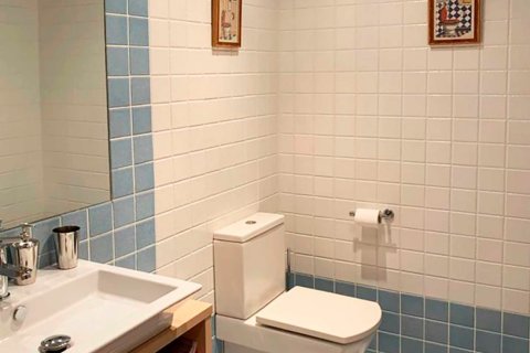 Продажа дома в Хака, Уэска, Испания 7 спален, 378м2 №188079 - фото 24