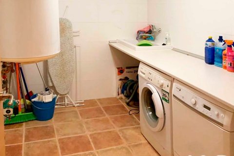 Продажа дома в Хака, Уэска, Испания 7 спален, 378м2 №188079 - фото 11