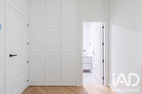 Продажа квартиры в Мадрид, Испания 3 спальни, 217м2 №188077 - фото 19