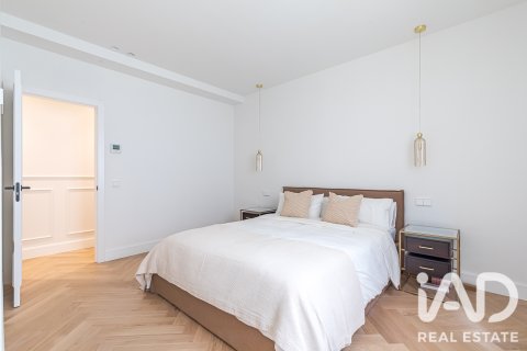Продажа квартиры в Мадрид, Испания 3 спальни, 217м2 №188077 - фото 16