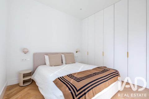 Продажа квартиры в Мадрид, Испания 3 спальни, 176м2 №188074 - фото 24
