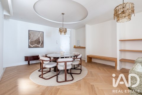Продажа квартиры в Мадрид, Испания 3 спальни, 176м2 №188074 - фото 3