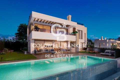 House à vendre à Estepona, Malaga, Espagne, 3 chambres, 580 m2 No. 159036 - photo 6