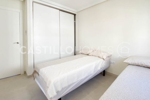 Townhouse for sale Playa Flamenca II, Alicante, Spain 4 bedrooms, 98 sq.m. No. 138014 - photo 22