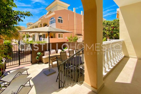 Townhouse for sale Playa Flamenca II, Alicante, Spain 4 bedrooms, 98 sq.m. No. 138014 - photo 5