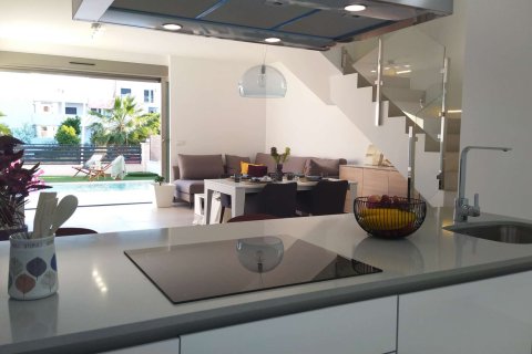 House for sale in Orihuela, Alicante, Spain 3 bedrooms, 185 sq.m. No. 175559 - photo 13