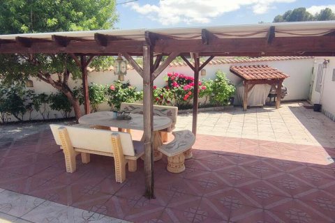 Villa till salu Sax, Alicante, Spanien 4 sovrum, 397 kvm. Nr. 139478 - foto 27