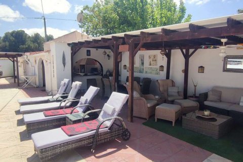 Villa till salu Sax, Alicante, Spanien 4 sovrum, 397 kvm. Nr. 139478 - foto 21