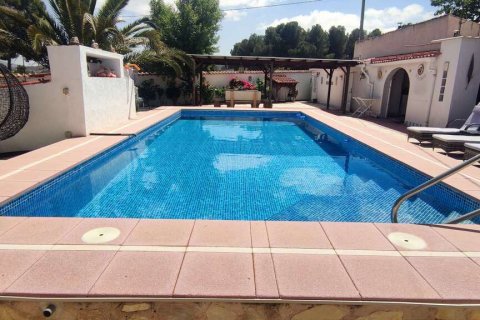Villa till salu Sax, Alicante, Spanien 4 sovrum, 397 kvm. Nr. 139478 - foto 17