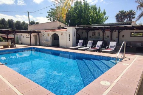 Villa till salu Sax, Alicante, Spanien 4 sovrum, 397 kvm. Nr. 139478 - foto 6