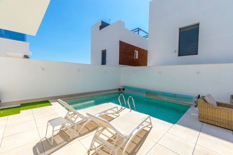 Villa till salu Torre de la Horadada, Alicante, Spanien 3 sovrum,  Nr. 139480 - foto 4