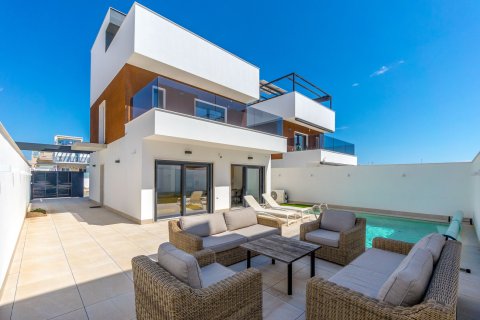 Villa till salu Torre de la Horadada, Alicante, Spanien 3 sovrum,  Nr. 139480 - foto 2