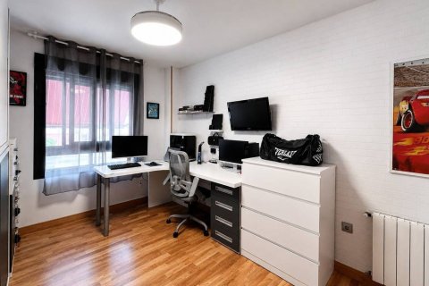 Продажа квартиры в Аликанте, Испания 3 спальни, 106м2 №180764 - фото 15