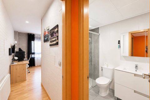 Продажа квартиры в Аликанте, Испания 3 спальни, 106м2 №180764 - фото 20
