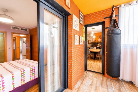 Продажа квартиры в Аликанте, Испания 3 спальни, 106м2 №180764 - фото 27