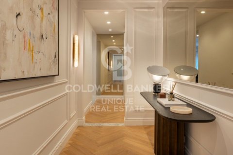 Apartment à vendre à Madrid, Espagne, 3 chambres, 199 m2 No. 157128 - photo 13