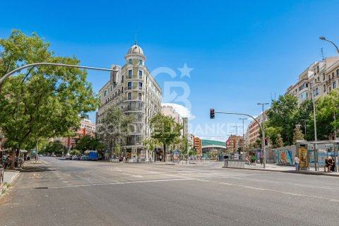 Apartamento en venta en Madrid, España 199 m2 No. 157128 - foto 6