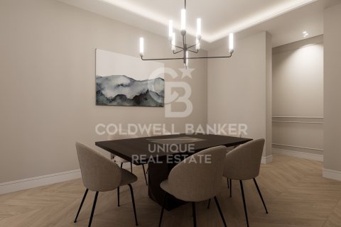 Apartamento en venta en Madrid, España 3 dormitorios, 130 m2 No. 157127 - foto 2