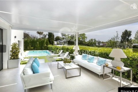 Kaupunkipientalo myytävänä Marbella, Malaga, Espanja, 4 makuuhuonetta, 635 m2 No. 157131 - kuva 4