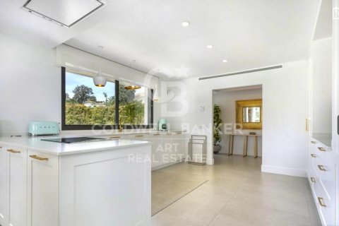 Kaupunkipientalo myytävänä Marbella, Malaga, Espanja, 4 makuuhuonetta, 635 m2 No. 157131 - kuva 12