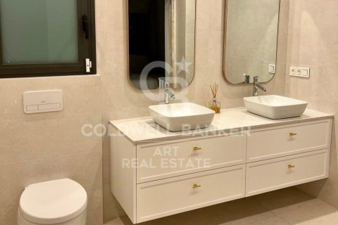 Kamienica w Marbella, Malaga, Hiszpania 4 sypialnie, 635 mkw. nr 157131 – zdjęcie 25