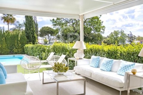 Kamienica w Marbella, Malaga, Hiszpania 4 sypialnie, 635 mkw. nr 157131 – zdjęcie 4