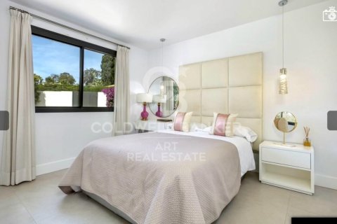 Kaupunkipientalo myytävänä Marbella, Malaga, Espanja, 4 makuuhuonetta, 635 m2 No. 157131 - kuva 20
