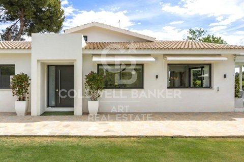 Kaupunkipientalo myytävänä Marbella, Malaga, Espanja, 4 makuuhuonetta, 635 m2 No. 157131 - kuva 22