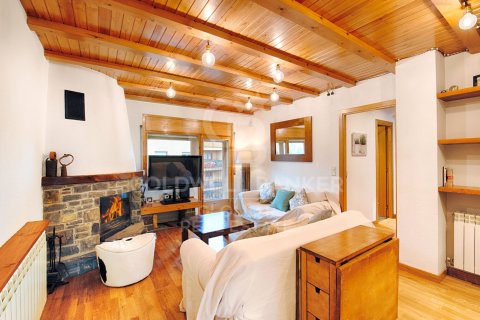 House for sale in Girona, Spain 4 bedrooms, 117 sq.m. No. 157132 - photo 4