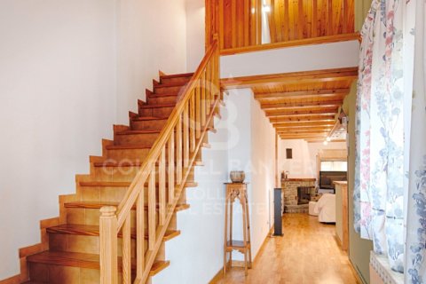 House for sale in Girona, Spain 4 bedrooms, 117 sq.m. No. 157132 - photo 20